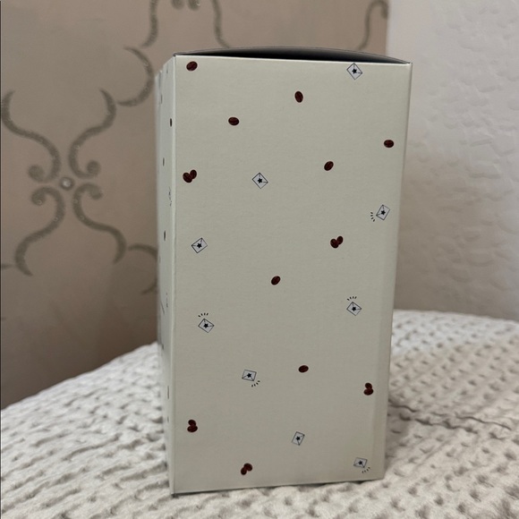 Starbucks Hello Kitty Push - Picture 4 of 7